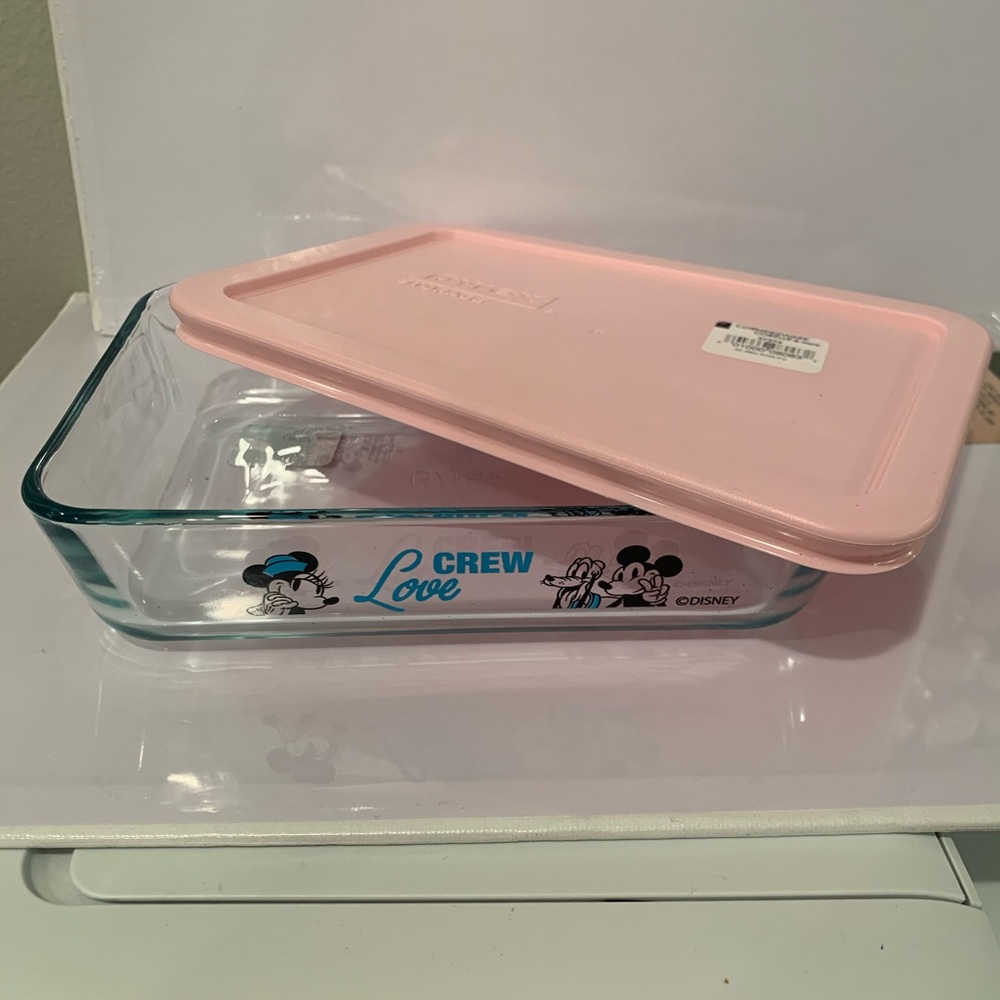Pyrex Mickey & Friends - Picture 3 of 3